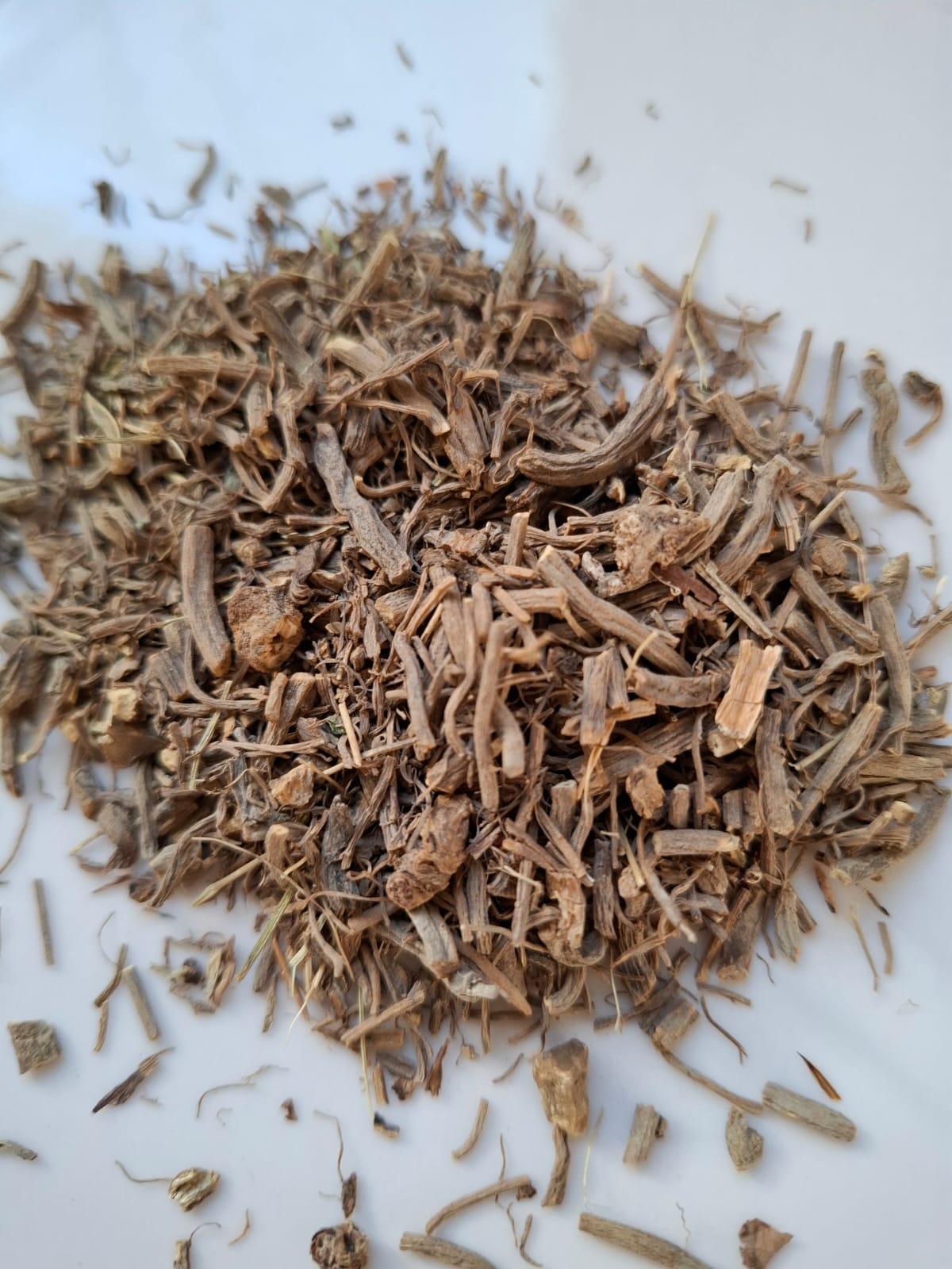 Baldrianwurzel bio geschnitten / valerianae off. radix